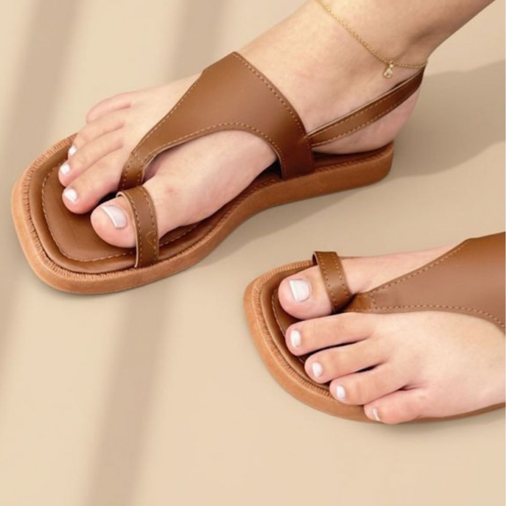 GABY SHOW - SANDÁLIA PAPETE FEMININA MODELO 02 - NÚMERO 39 - CARAMELO