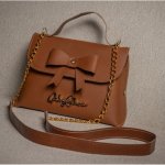 Gaby Show - Bolsa Feminina Bauzinho de Laço - Caramelo
