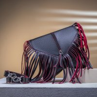 Gaby Show - Bolsa Feminia Franja Linha Premium - Preto c/ Vinho